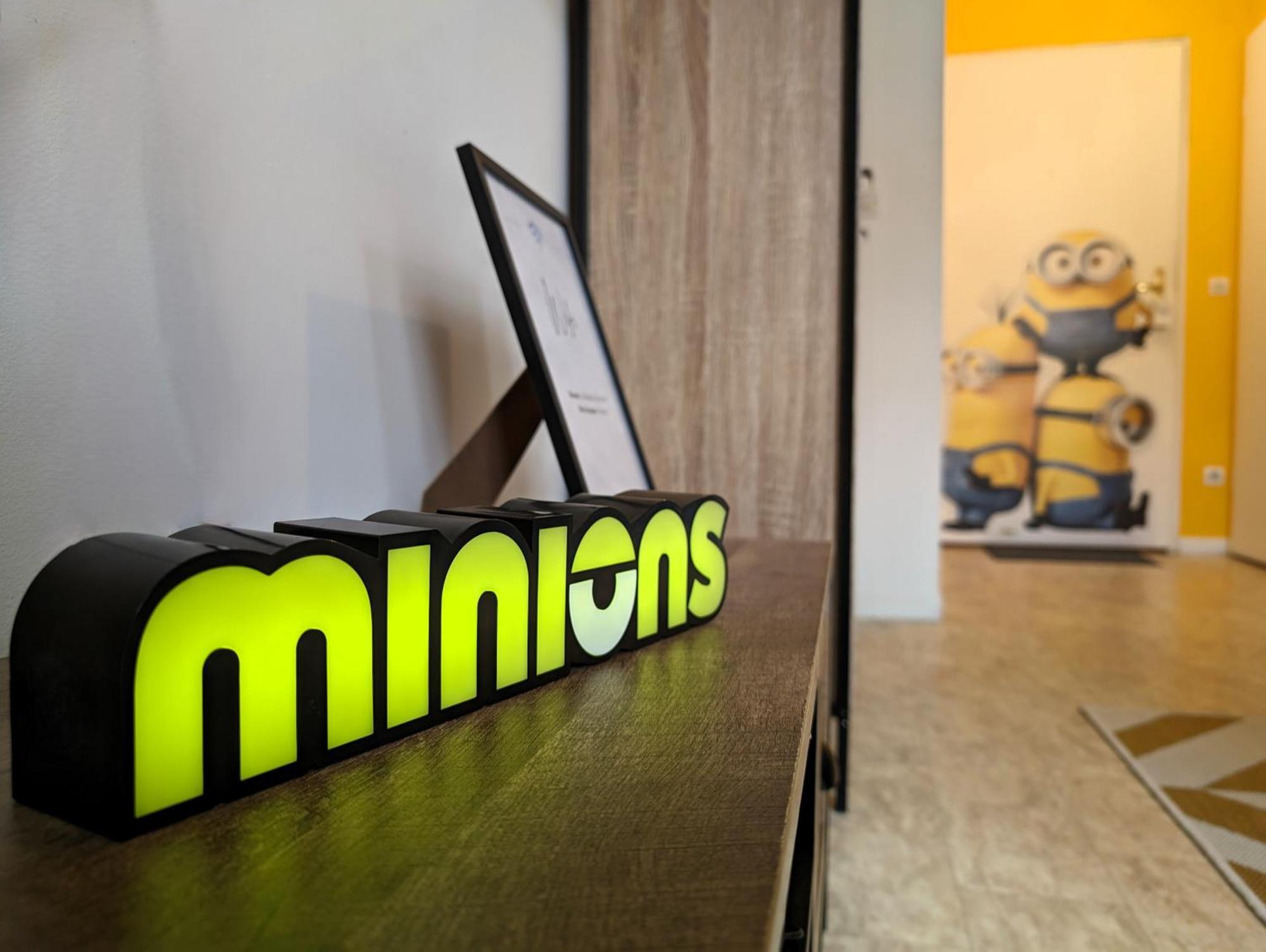 Le Repaire Des Minions - 10' Disney - Familial 贝利罗曼维利而 外观 照片